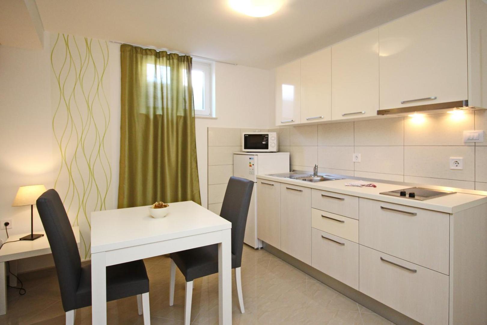 House Gorica 2 - Underground Level Guest house Baska (Krk)
